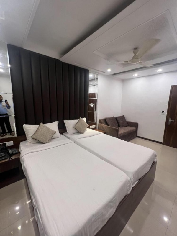 Hotel Supreme - Cuffe Parade image 15